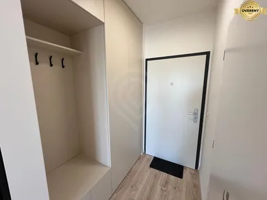 Na predaj 1-izbový byt, 23 m², Bratislava-Staré Mesto, Krížna