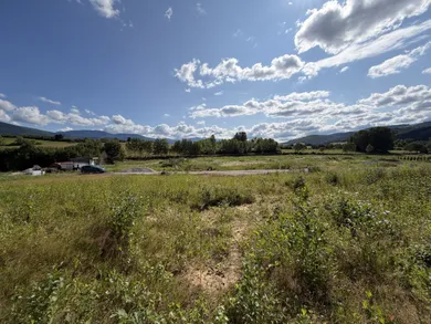 Na predaj pozemok, 731 m², Polomka