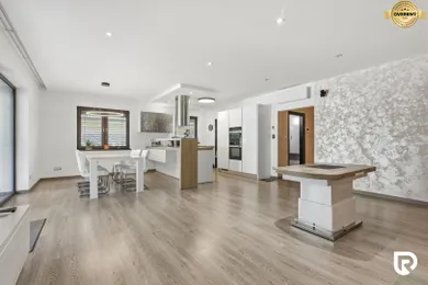 Na predaj 4-izbový dom, 125 m², Trnava