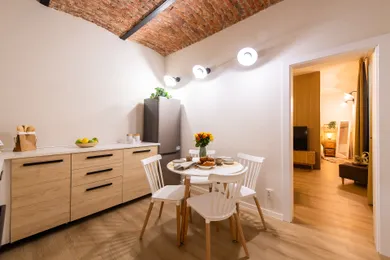 Na predaj 1-izbový byt, 70 m², Košice-Staré Mesto, Štefánikova