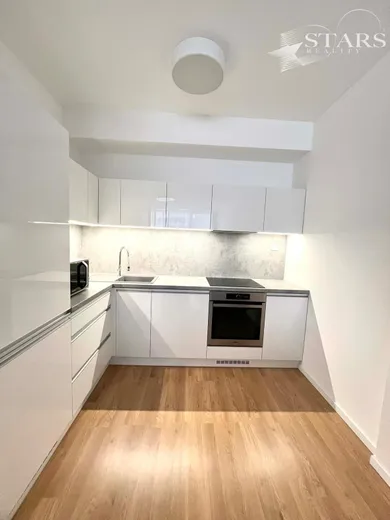 Na prenájom 2-izbový byt, 55 m², Bratislava-Nové Mesto
