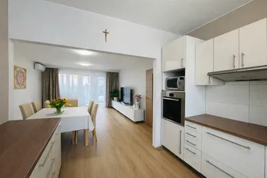Na predaj dom, 270 m², Žilina