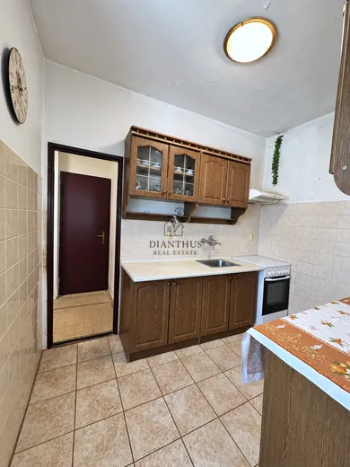 Na predaj 4-izbový dom, 114 m², Bratislava-Ružinov, Ľaliová