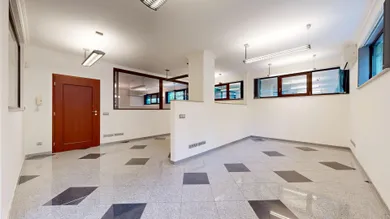 Na predaj 3-izbový byt, 117 m², Bratislava-Nové Mesto, Tupého