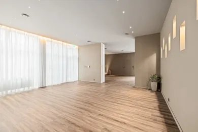 Na predaj komerčné, 160 m², Bratislava-Petržalka, Zadunajská cesta