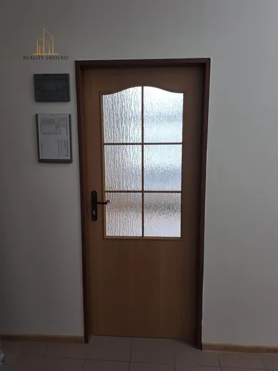 Na prenájom objekt, 17 m², Humenné, Námestie Slobody