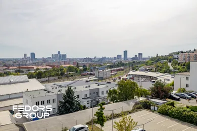 Na predaj 3-izbový byt, 214 m², Bratislava-Nové Mesto, Pod Vtáčnikom
