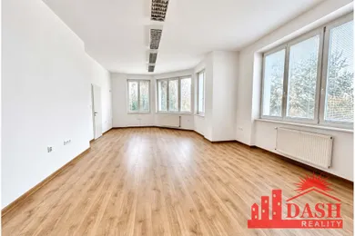 Na prenájom komerčné, 60 m², Trenčín, M.R. Štefánika