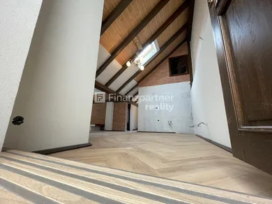 Na predaj 4-izbový byt, 130 m², Prešov