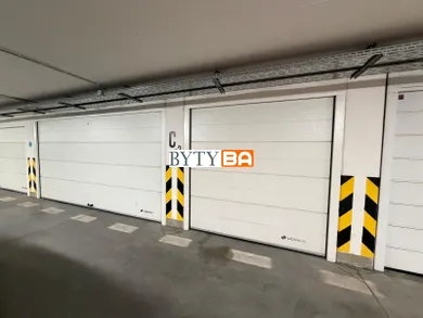 Na predaj objekt, 45 m², Bratislava-Nové Mesto, Tomášikova