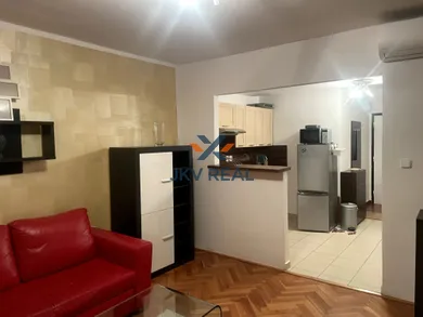 Na prenájom 2-izbový byt, 40 m², Bratislava-Ružinov, Miletičova