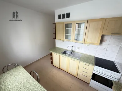 Na predaj 2-izbový byt, 54 m², Banská Bystrica, Mičinská cesta