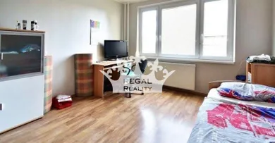 Na predaj 3-izbový byt, 75 m², Partizánske, .