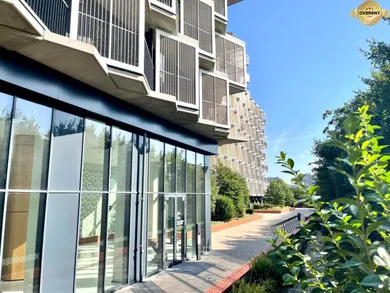 Na predaj komerčné, 118 m², Bratislava-Nové Mesto, Račianska