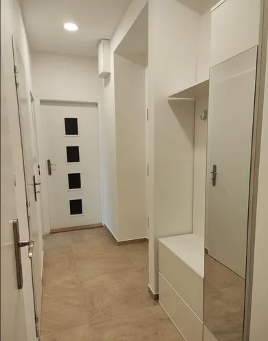 Na prenájom 2-izbový byt, 52 m², Košice-Sever, Národná Trieda