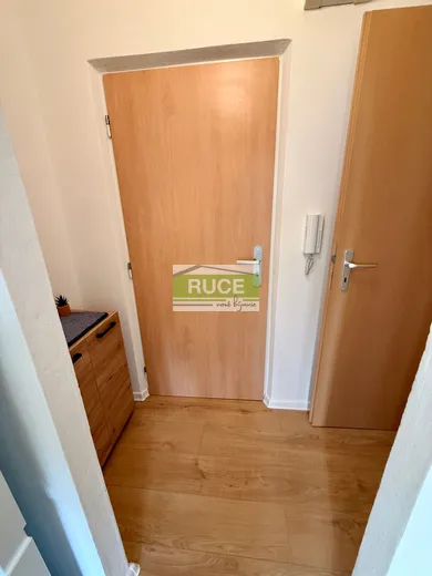 Na prenájom 2-izbový byt, 36 m², Považská Bystrica, Stred