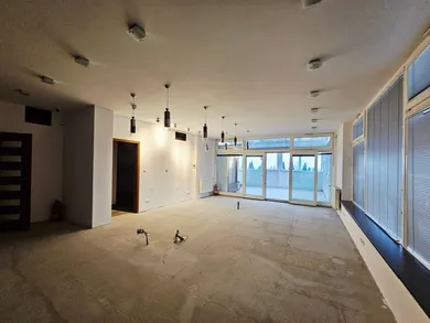 Na predaj objekt, 30 m², Bratislava-Rača, Kadnárova