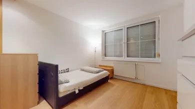 Na prenájom 2-izbový byt, 53 m², Bratislava-Vrakuňa, Dvojkrížna