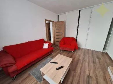 Na prenájom 1-izbový byt, 37 m², Zlaté Moravce, Hviezdoslavova