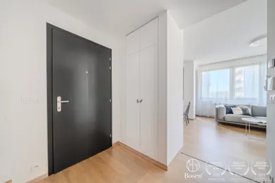 Na prenájom 2-izbový byt, 53 m², Bratislava-Staré Mesto, Žižkova