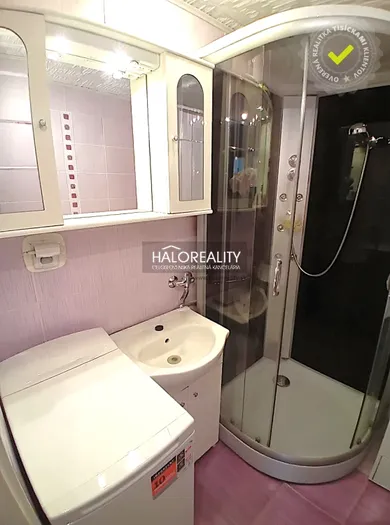 Na predaj 3-izbový byt, 72 m², Veľký Krtíš