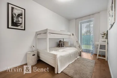Na predaj 3-izbový byt, 63 m², Bratislava-Záhorská Bystrica