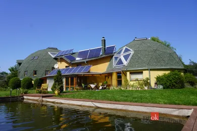 Дачные дома на продажу, Hrubý Šúr · €1 990 000