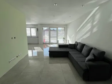 Na predaj dom, 125 m², Zvolenská Slatina