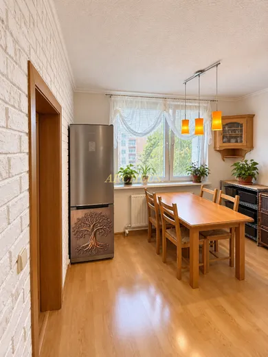Na predaj 3-izbový byt, 71 m², Humenné, Laborecká