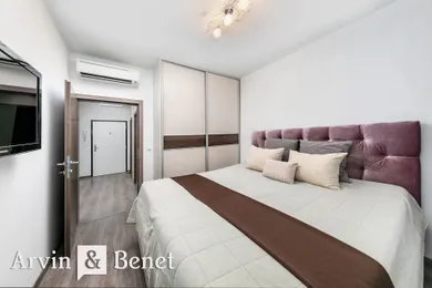 Na predaj 2-izbový byt, 63 m², Bratislava-Ružinov, Košická