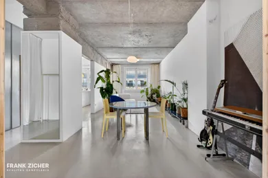 Na predaj 2-izbový byt, 75 m², Bratislava-Ružinov, Budovateľská