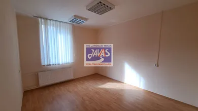 Lokale komercyjne na wynajem, Nitra · €168