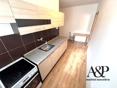 Na predaj 1-izbový byt, 32 m², Skalica, L. Svobodu