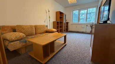 Na prenájom 3-izbový byt, 65 m², Partizánske, Októbrová