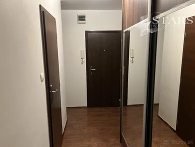 Na predaj 3-izbový byt, 73 m², Snina, -