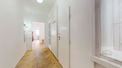 Na predaj 3-izbový byt, 108 m², Bratislava-Staré Mesto
