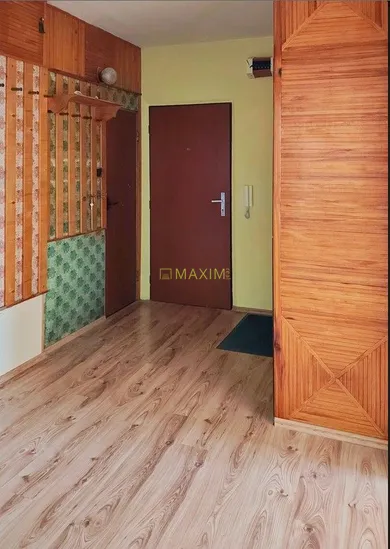Na predaj 3-izbový byt, 80 m², Malacky, Záhorácka