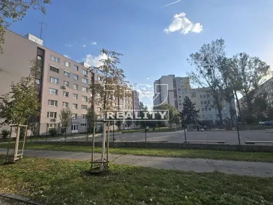 Na predaj 1-izbový byt, 27 m², Bratislava-Petržalka