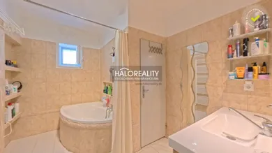 Na predaj dom, 283 m², Senec, Andreja Sládkoviča