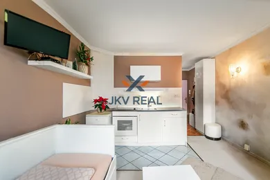 Apartments for sale, 1-room in Bratislava-Dúbravka · €150,990