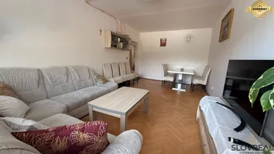 Na predaj 4-izbový byt, 95 m², Nová Baňa