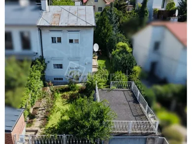 Domy na predaj, Bratislava-Nové Mesto · €548 000