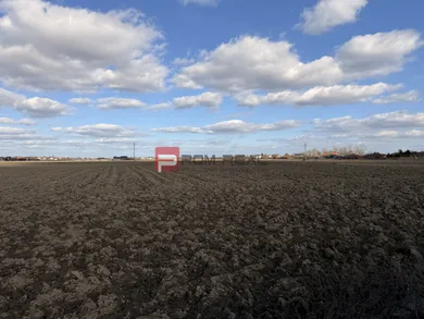 Na predaj pozemok, 13 m², Dunajská Lužná