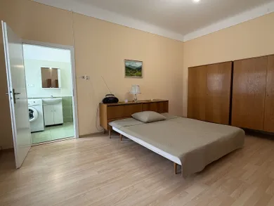 Na predaj 3-izbový byt, 97 m², Nitra, Štúrova