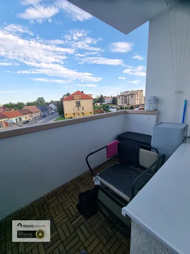 Na predaj 2-izbový byt, 54 m², Holíč, M. Nešpora
