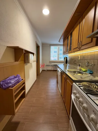 Na predaj 3-izbový byt, 72 m², Galanta, Nová Doba