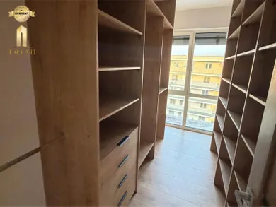 Na prenájom 3-izbový byt, 121 m², Nové Zámky