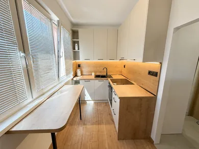 Mieszkania na wynajem, 1-pokojowe, Košice-Západ · €600