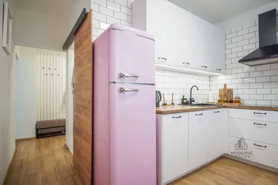 Na prenájom 2-izbový byt, 60 m², Nové Zámky