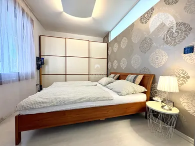 Na predaj 2-izbový byt, 63 m², Komárno, Nádvorie Europy